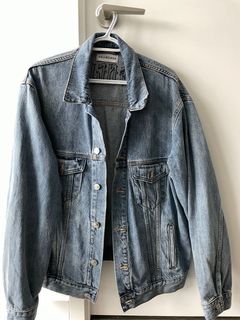 (Category: ) located in . Submitted by closet.to_xoxo (Listing ID 1135039632, Image 1). Description: .