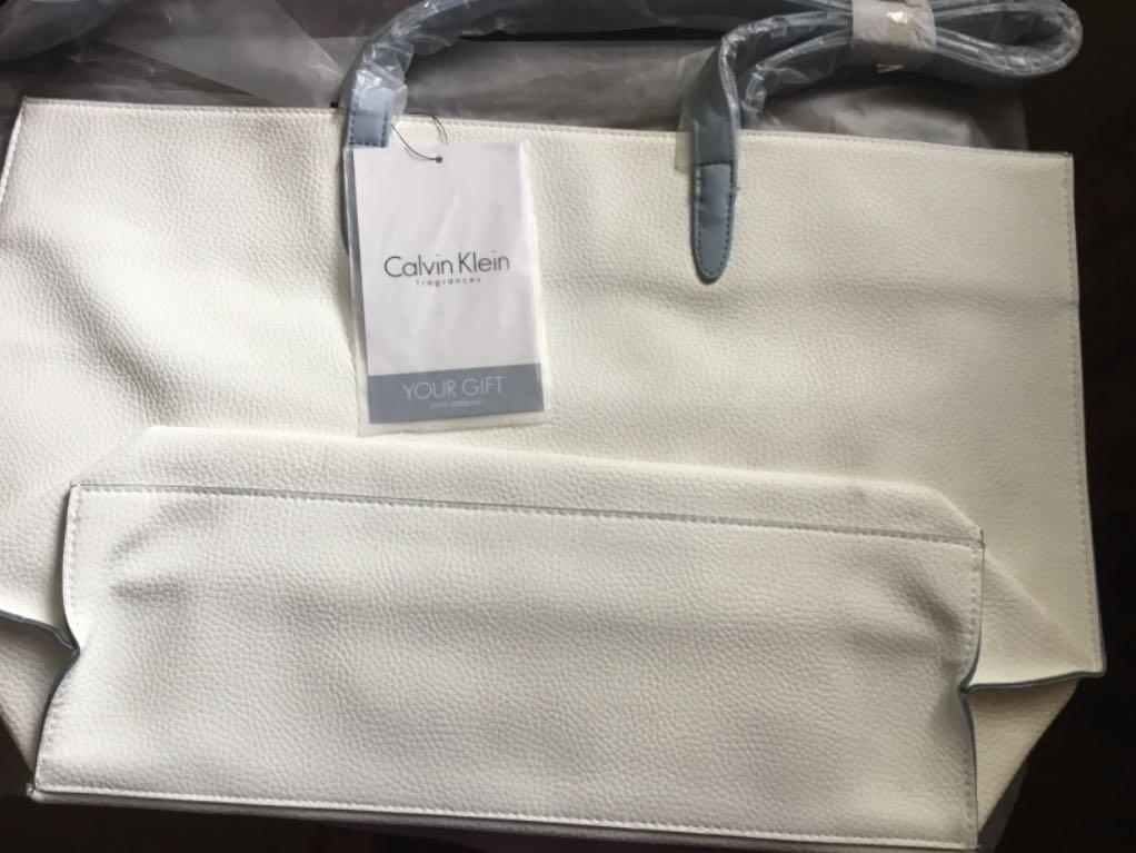 Ansichtkaart lexicon Cilia Calvin klein fragrance tote bag, Women's Fashion, Bags & Wallets, Tote Bags  on Carousell