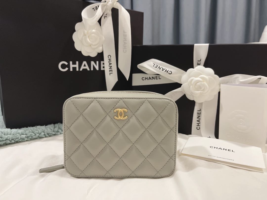 CHANEL PEARL CRUSH CAMERA BAG (22C Grey), Luxury, Bags & Wallets on  Carousell