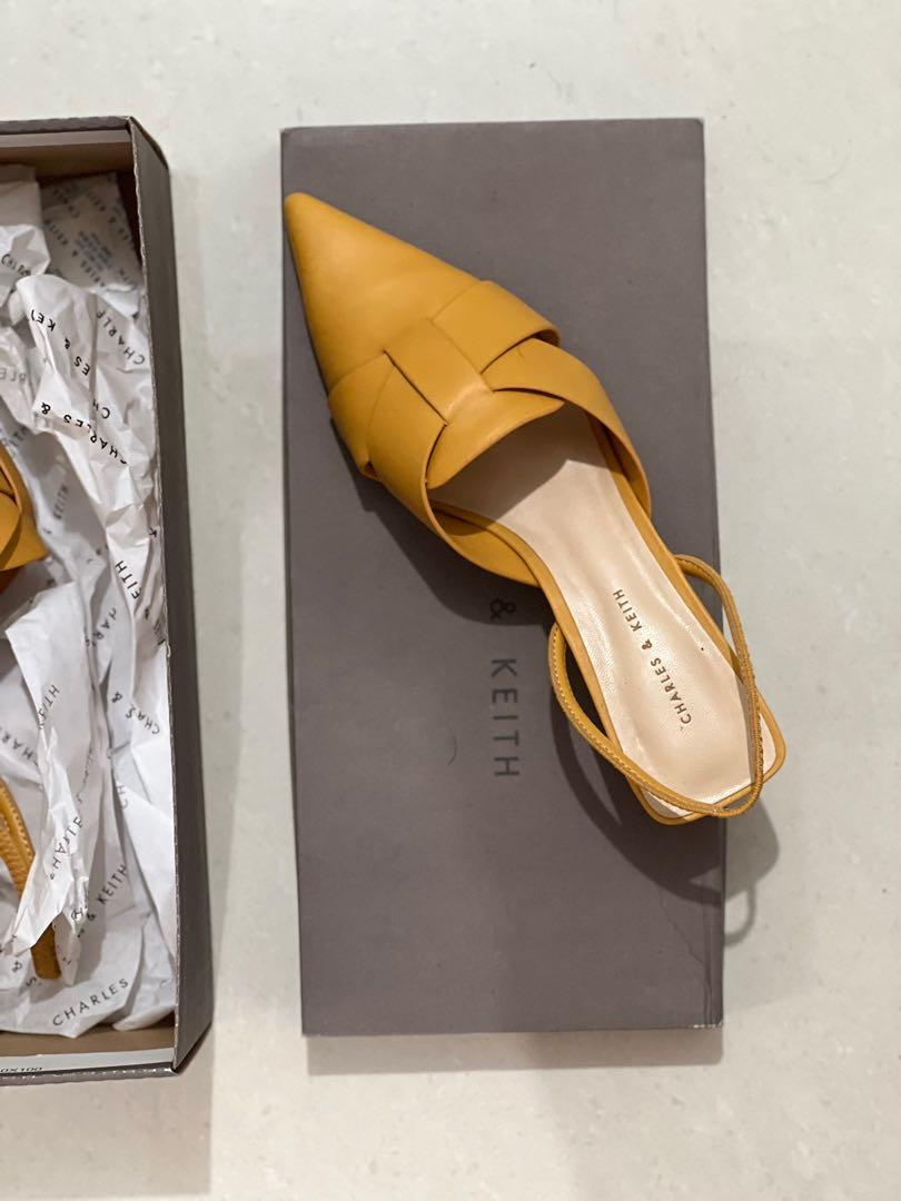 Mustard low heels cheap