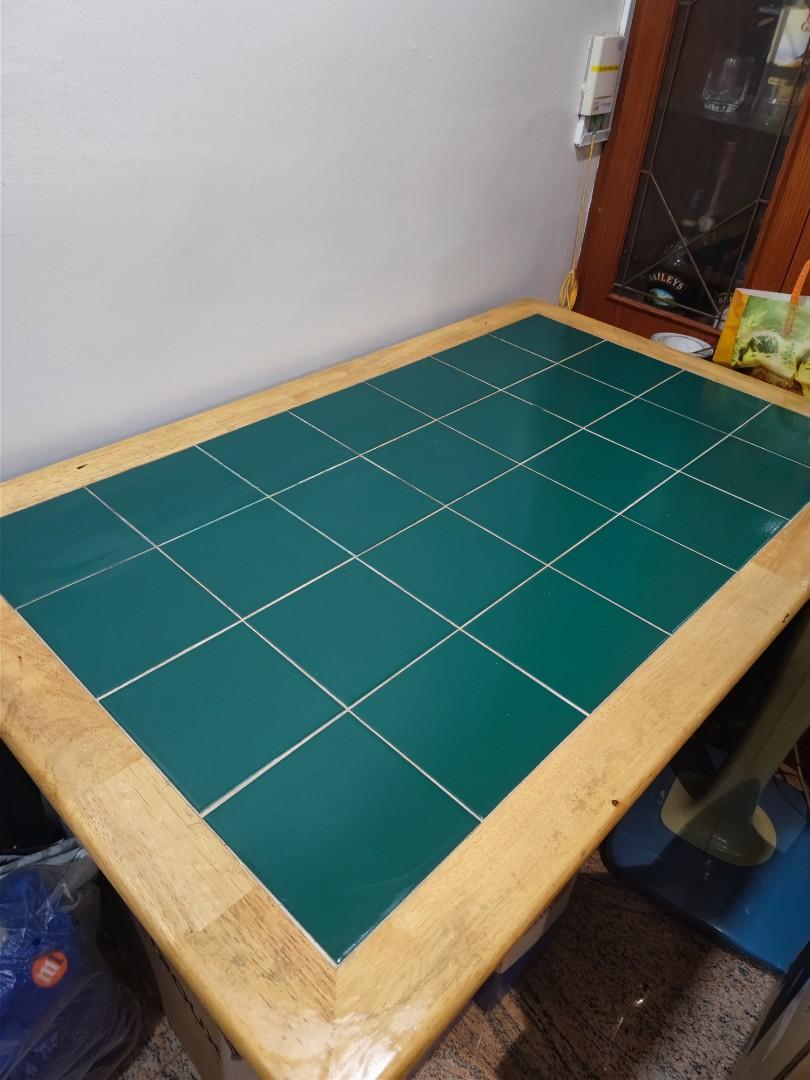dining table (Category: Tables & Sets) located in Singapore. Submitted by eugene86 (Listing ID 1134894021, Image 3). Description: .