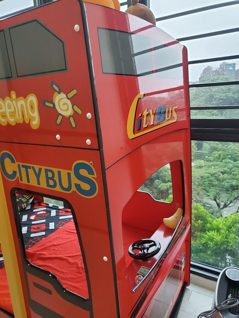 Double Deckers Bus Design Bed, Furniture & Home Living, Furniture, Bed ...