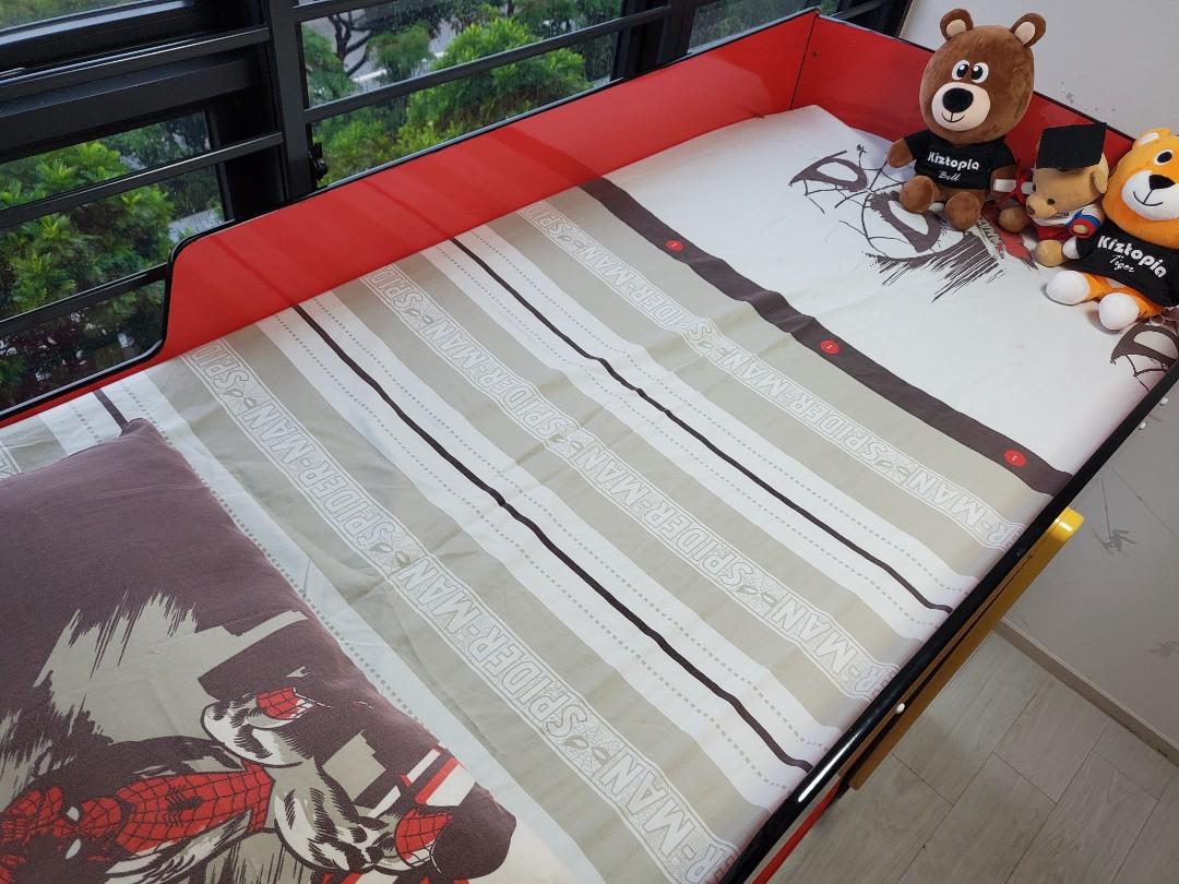 Double Deckers Bus Design Bed, Furniture & Home Living, Furniture, Bed ...