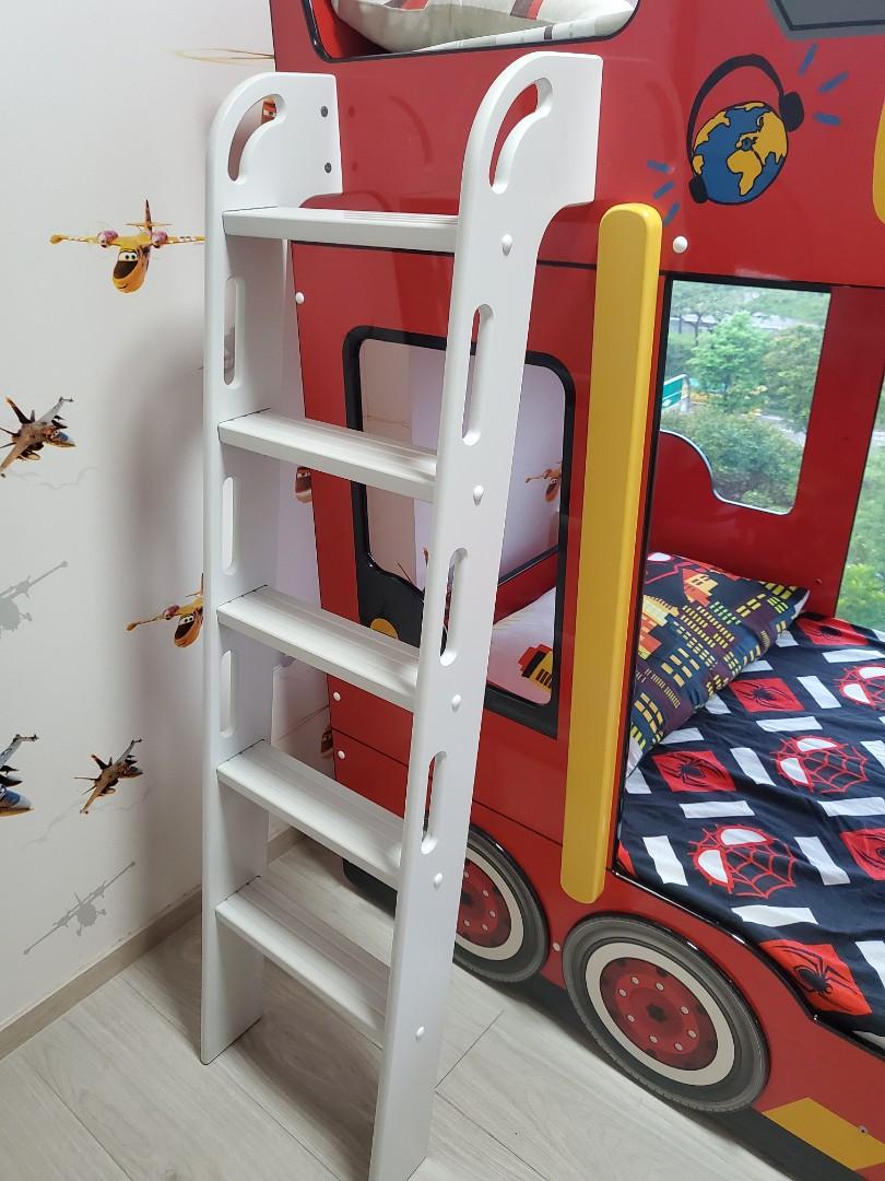 Double Deckers Bus Design Bed, Furniture & Home Living, Furniture, Bed ...