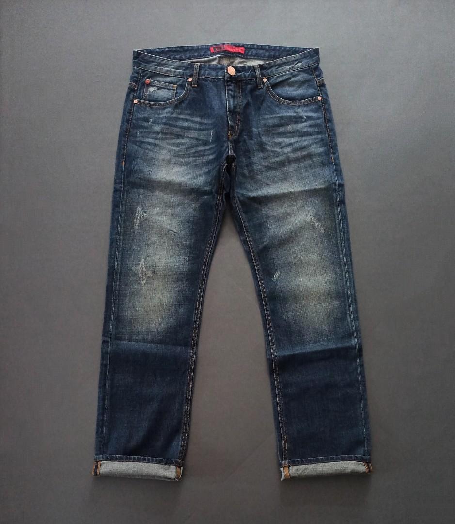 Dress To Kill Jeans Size 35 Fesyen Pria Pakaian Bawahan di