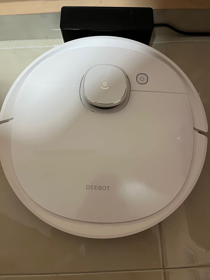 Ecovacs Deebot T9 robot vaccum cleaner with autoempty station, TV