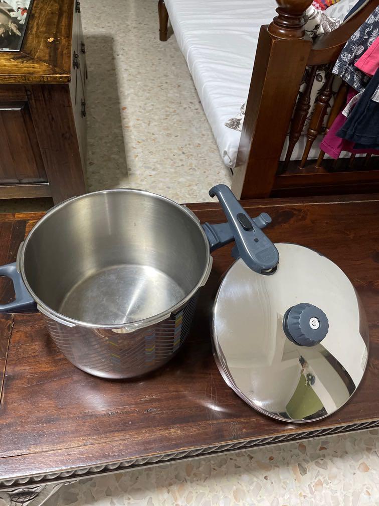 Fissler Pressure Cooker, TV & Home Appliances, Kitchen Appliances