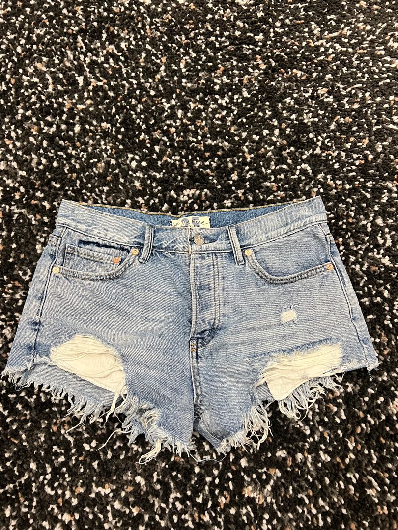 Free people top distressed shorts