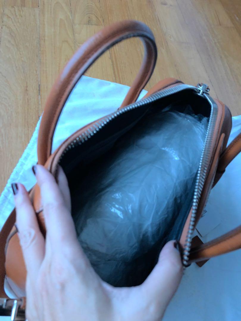 Givenchy hotsell antigona terracotta