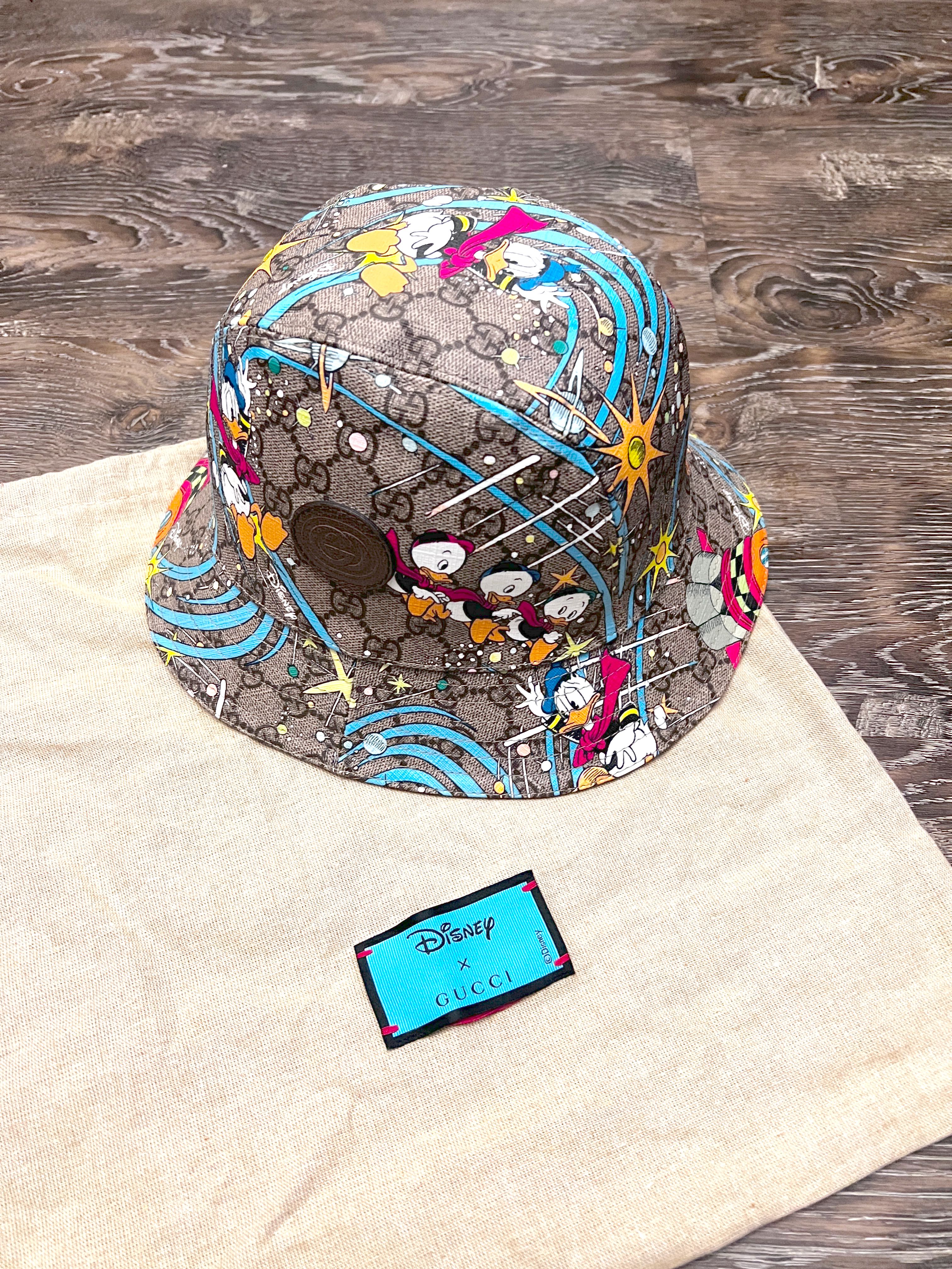 Gucci hat Donald Duck, 男裝, 手錶及配件 