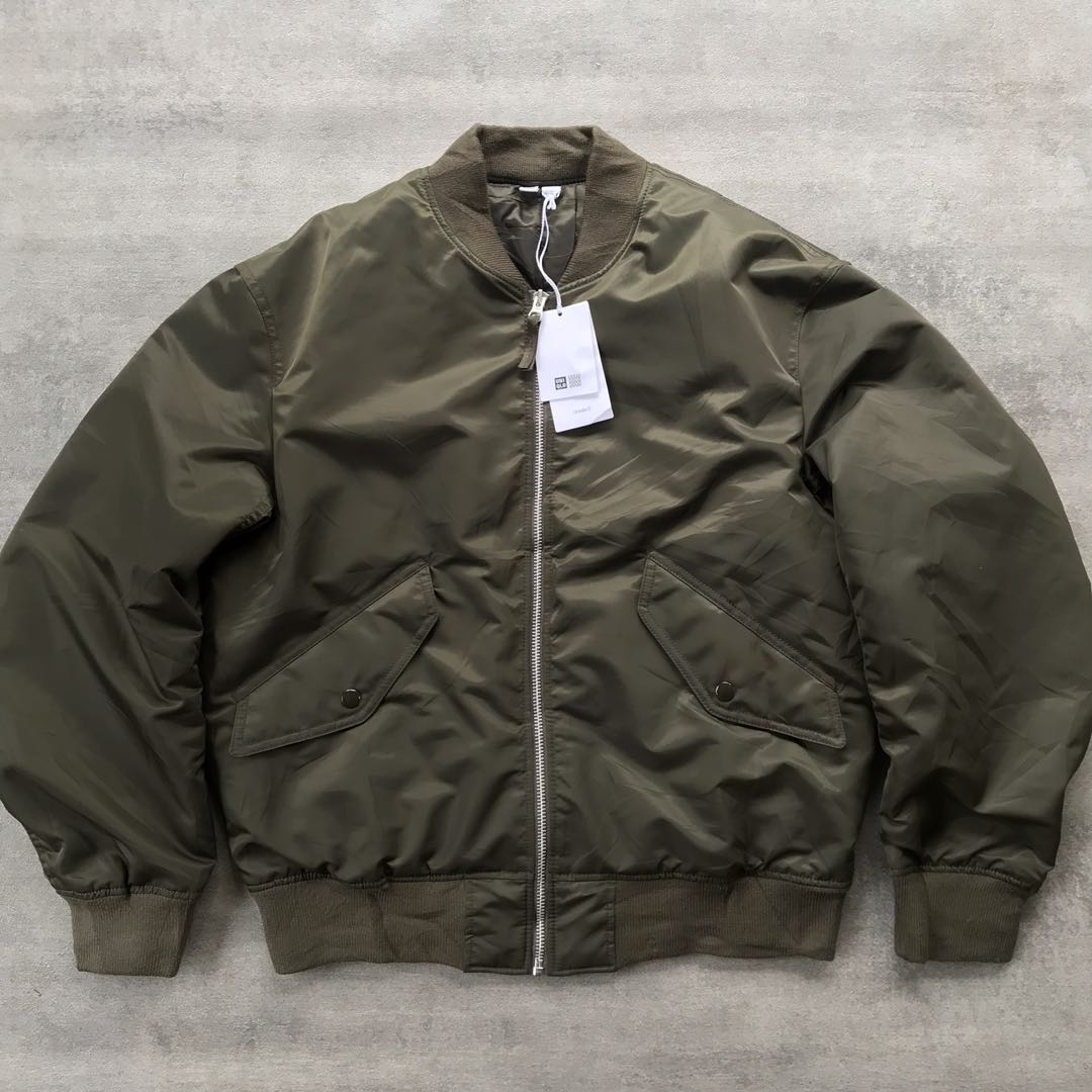 Jaket bomber uniqlo deals