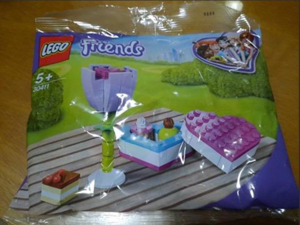 Lego friends sale chocolate box