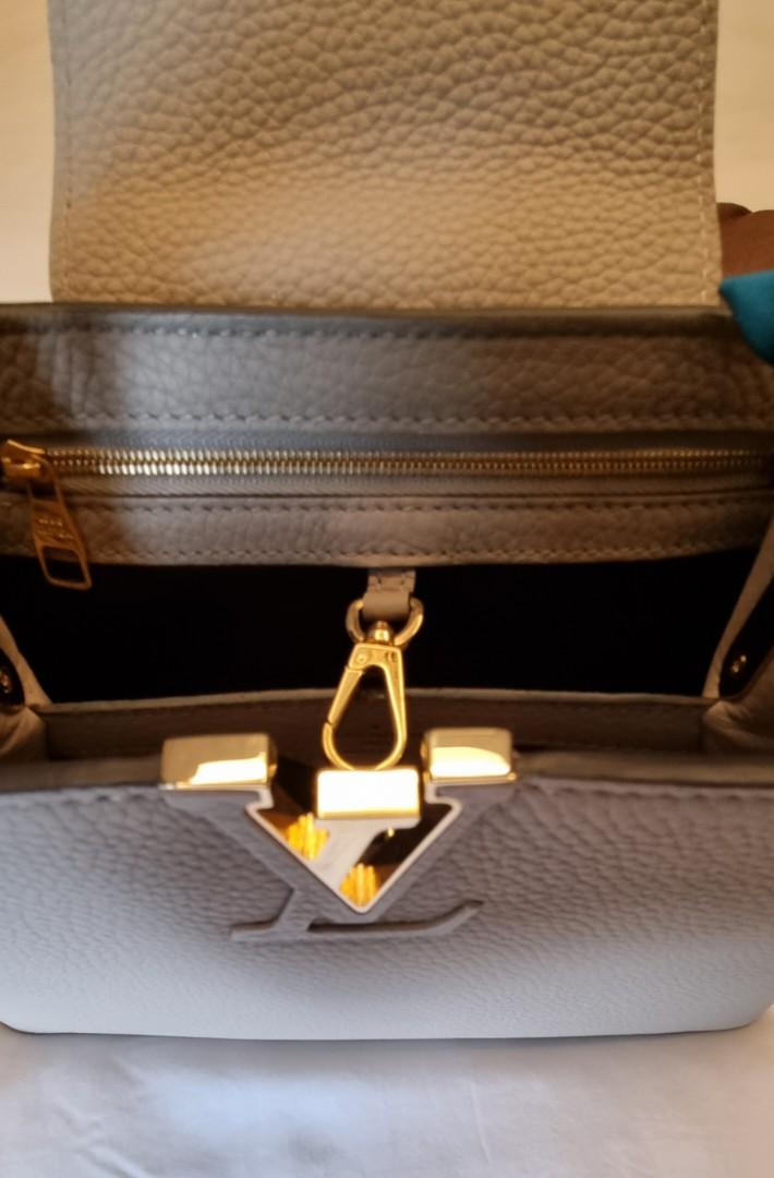 Louis Vuitton LOUIS VUITTON Capucines BB 2way Hand Shoulder Bag Taurillon  Leather Khaki M57227 RFID