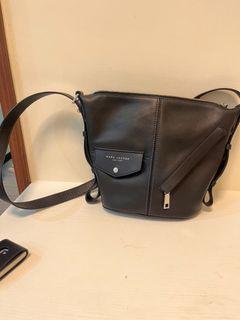 MARC JACOBS