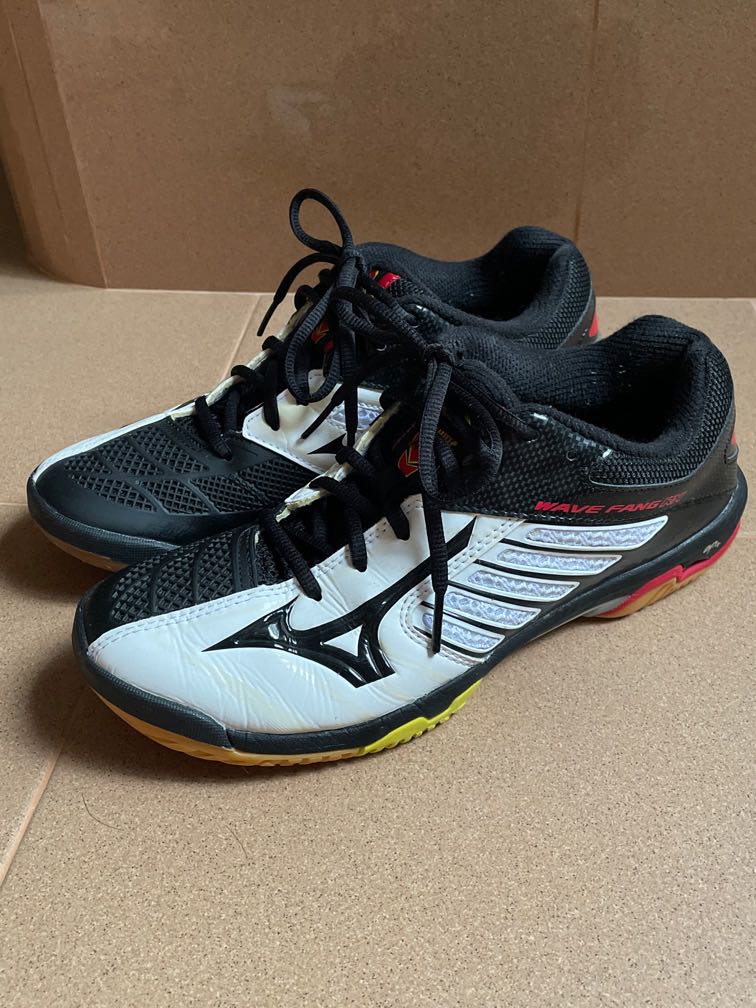 Mizuno Wave Fang RX 2 opx Wide US 7.5 badminton shoes, court shoes, Sports  Equipment, Other Sports Equipment and Supplies on Carousell
