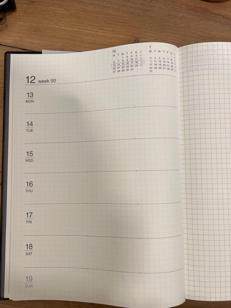 Muji Monthly/Weekly Planner B5 (only white left), Hobbies & Toys