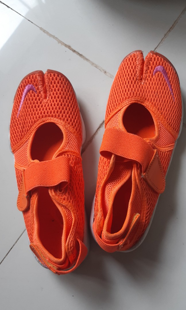 nike team hustle men's