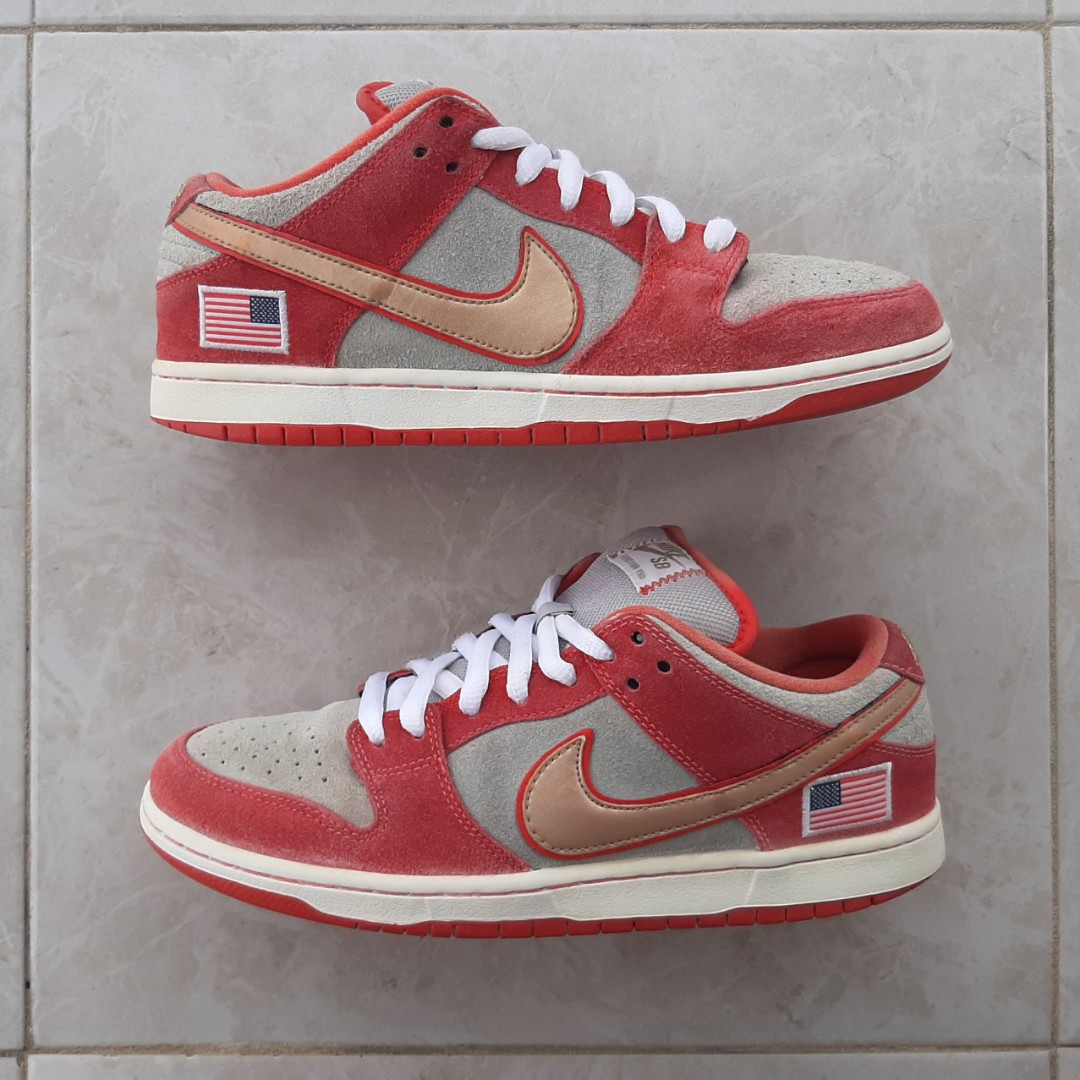 NIKE SB DUNK LOW NASTY BOYS, Fesyen Pria, Sepatu , Sneakers di