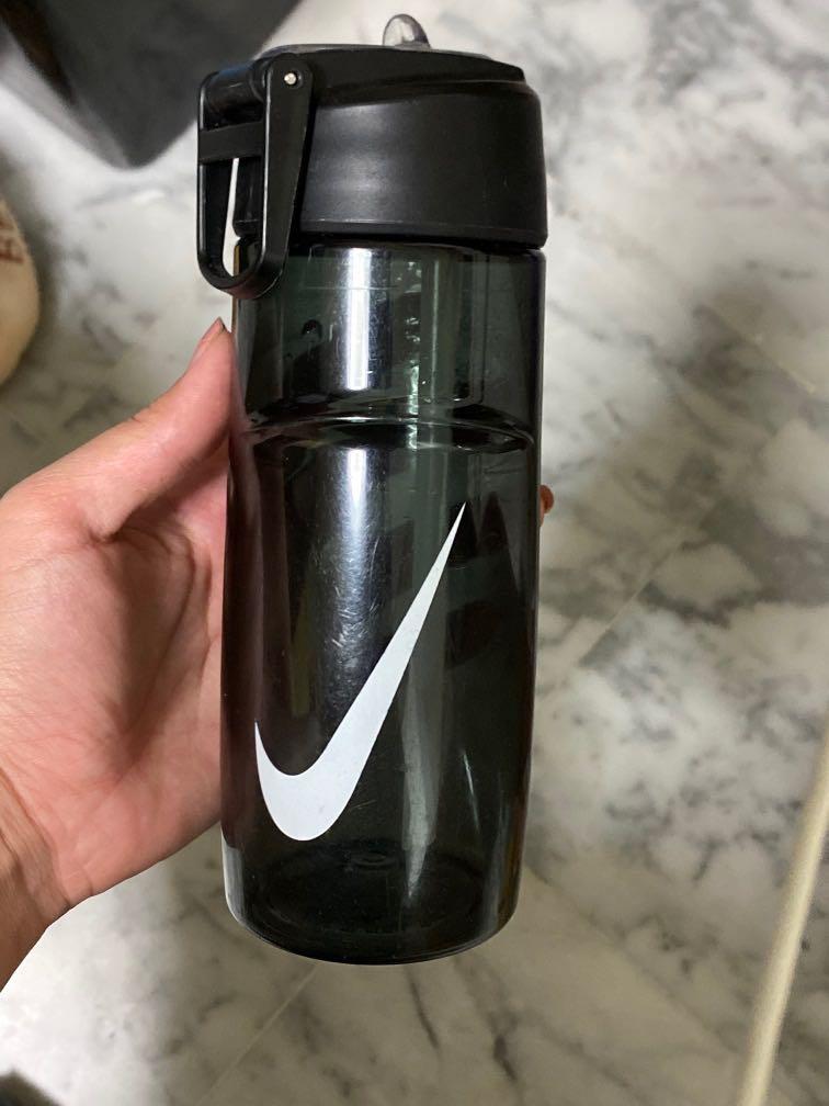 T1 Swoosh water bottle, Furniture & Home Living, Kitchenware & Tableware, Water & Tumblers on Carousell
