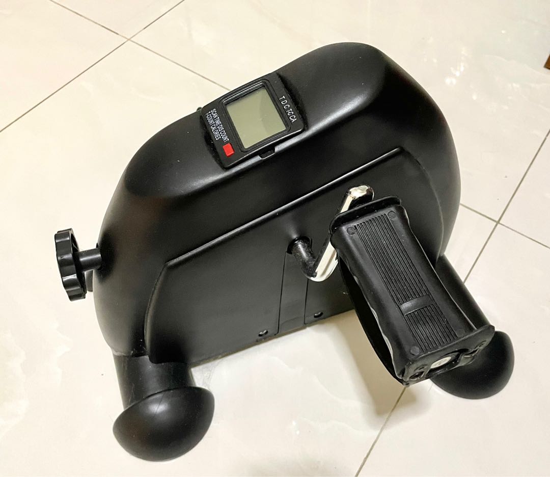 Pedal machine, Sports Equipment, Exercise & Fitness, Toning ...
