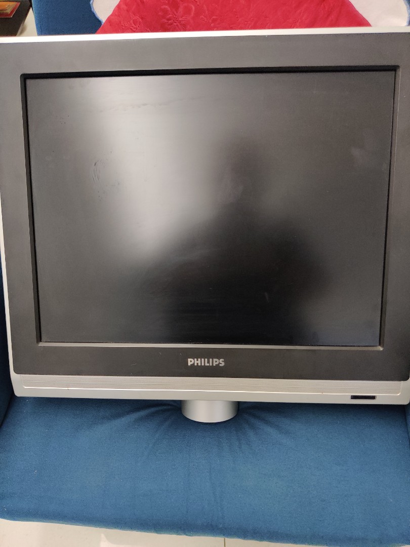 Salesperson Blossom Rather Philips Flat TV 20 inch - 20PFL4122/98, TV & Home Appliances, TV &  Entertainment, TV on Carousell