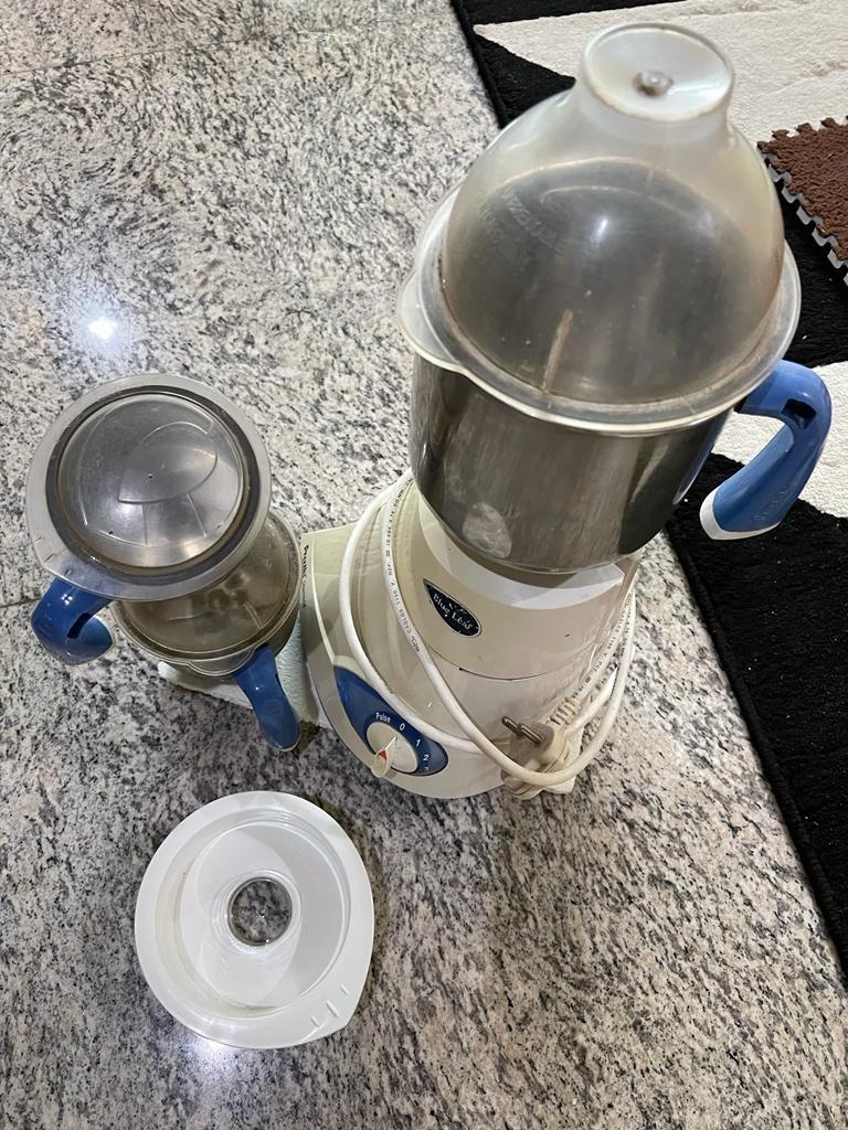 Preethi blue leaf mixer for sale, TV & Home Appliances, Kitchen