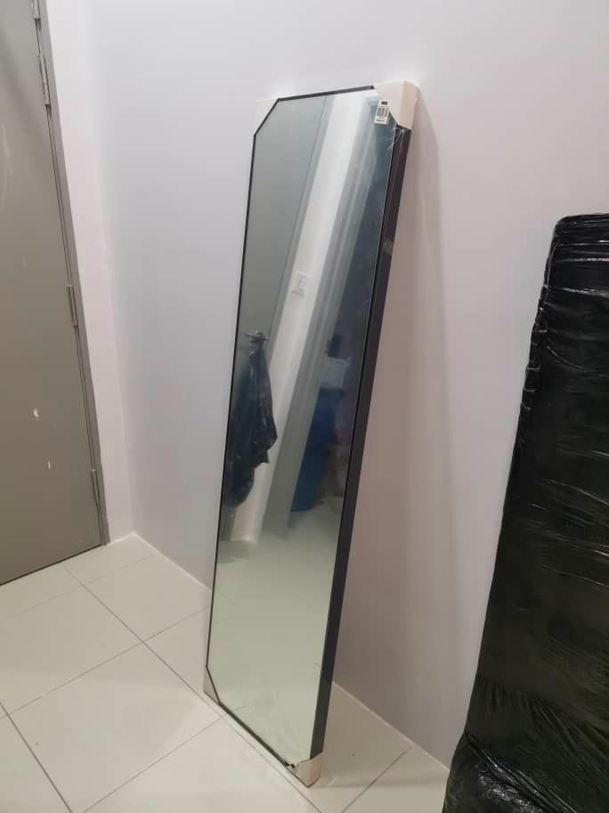 Standing Mirror Kaison, Furniture & Home Living, Furniture, Tables