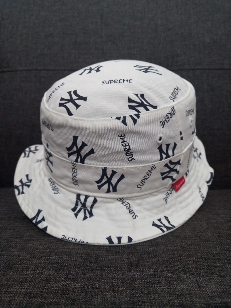 Supreme ニューヨーク・ヤンキース バケットハット M/L 2025年最新