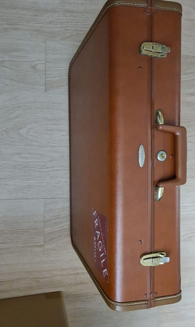 Taperlite vintage online luggage