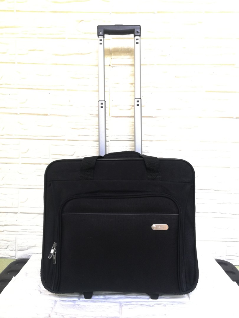 TARGUS Laptop Trolley Bag Briefcase Men s Fashion Bags