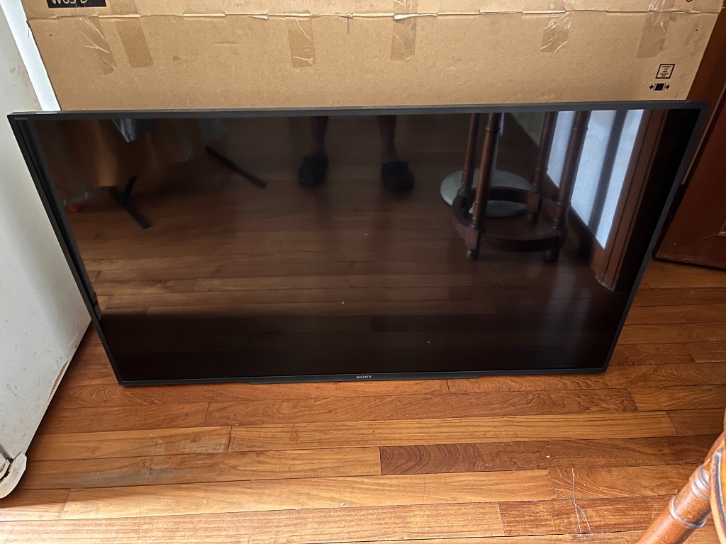55" Sony Bravia Full HD LED TV (KDL55W650D), TV & Home Appliances, TV