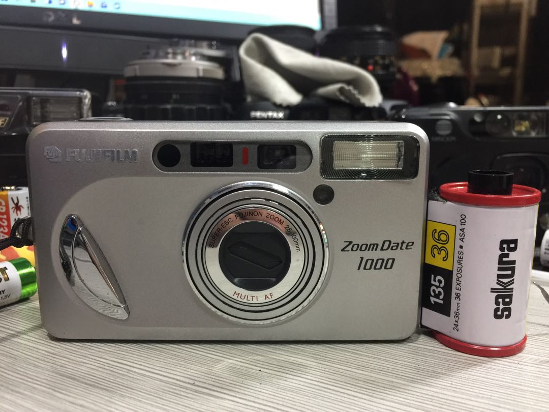 fuji zoom date 1000