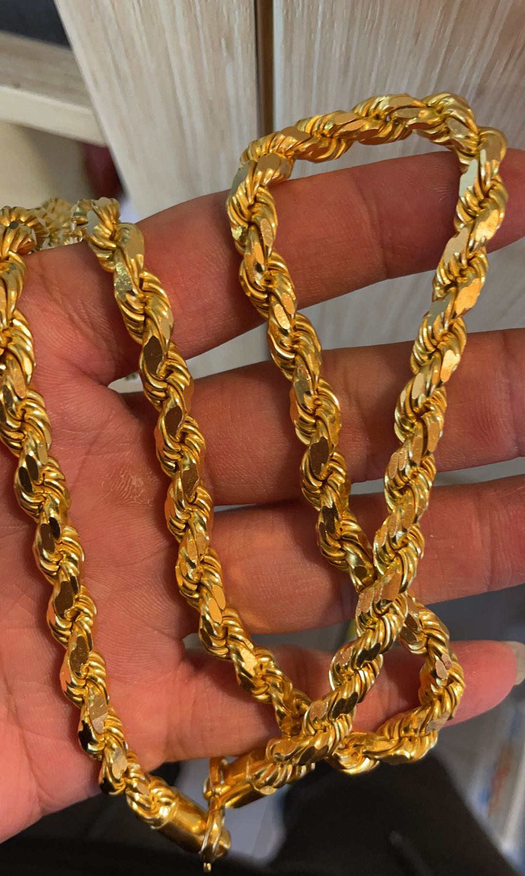 Solid rope chain store