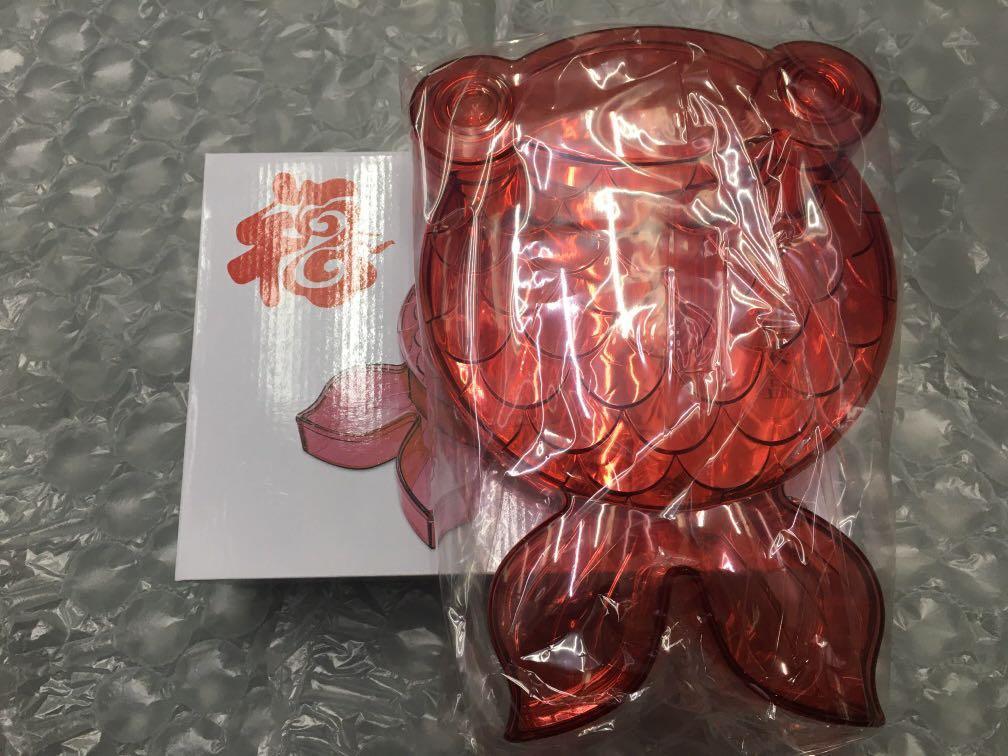 新年全盒金魚型全盒年年有魚 傢俬 家居 廚具和餐具 食物整理及儲存 Carousell