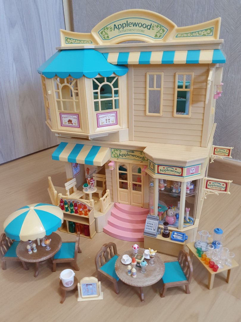 Sylvanian families applewood department store top