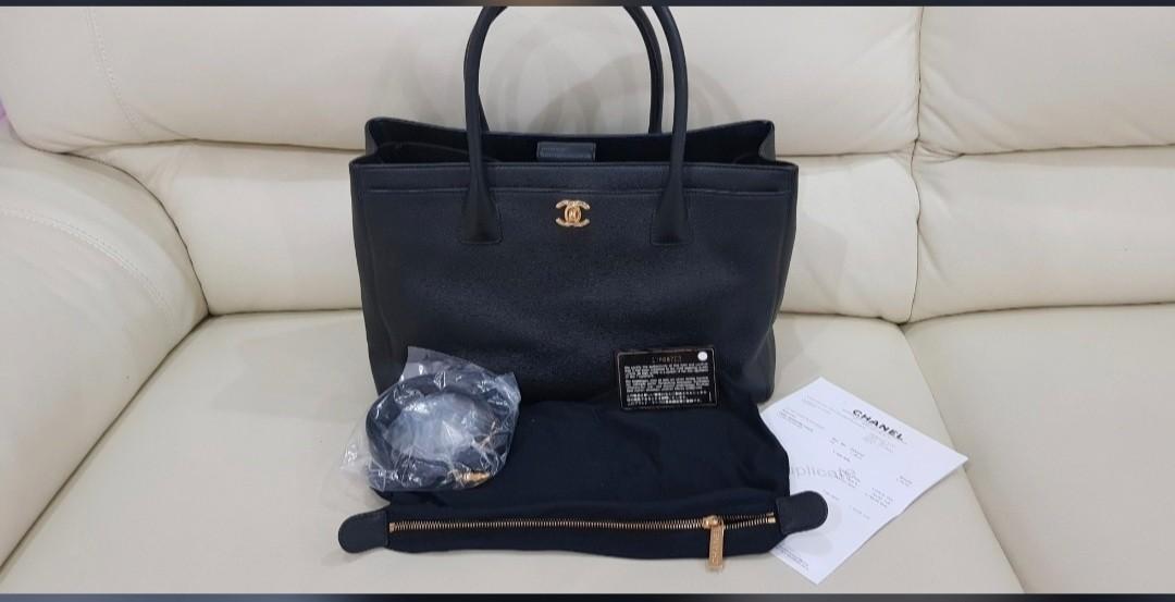 Authentic Chanel Executive Cerf Tote, Luxury, Bags & Wallets on Carousell
