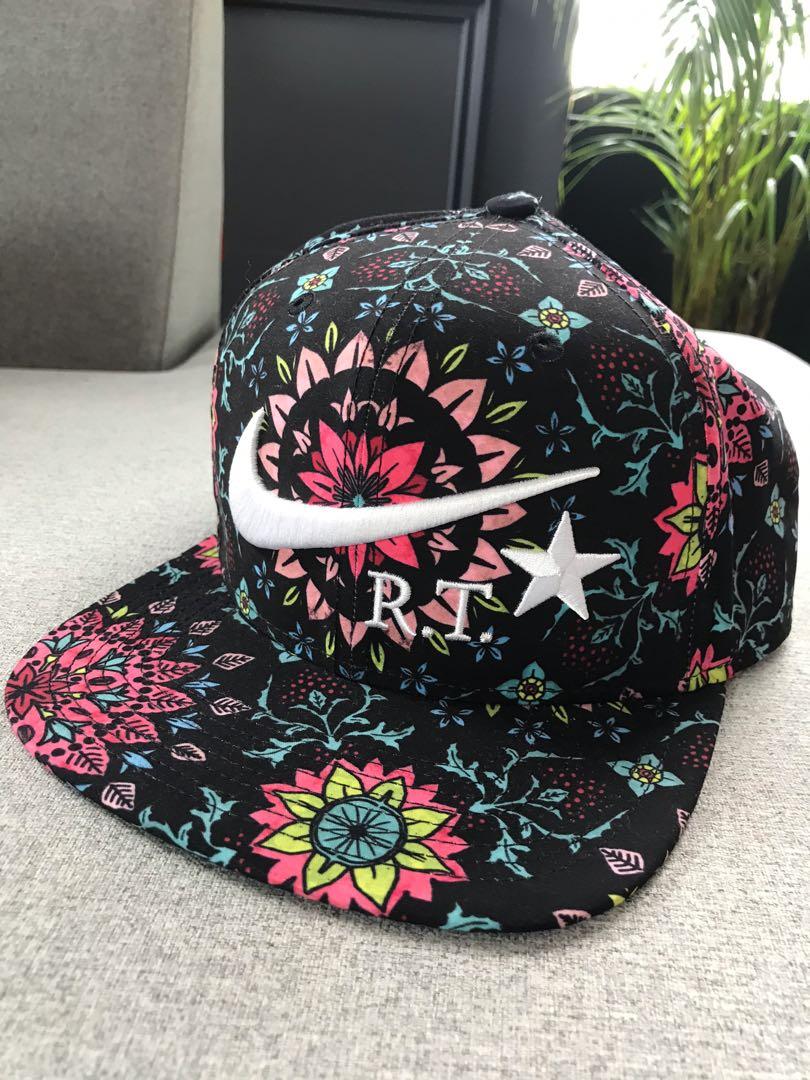 nike floral snapback