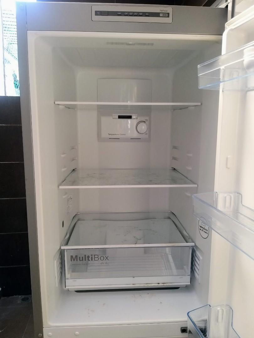 Bosch KGN33NL30 Bottom Freezer Fridge, TV & Home Appliances, Kitchen