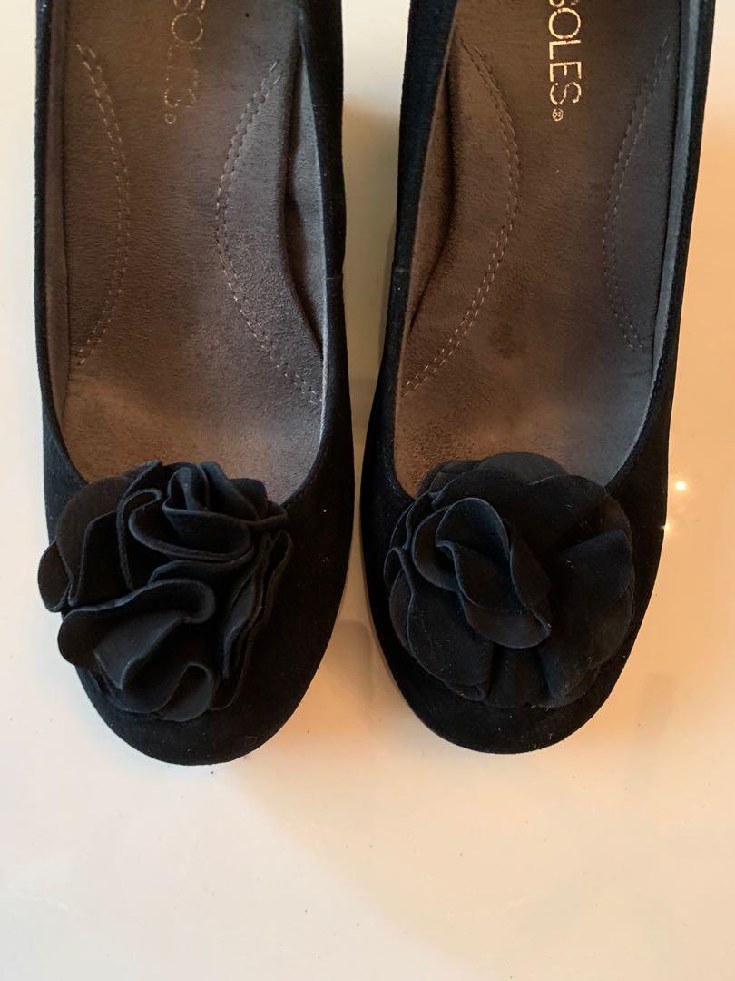 Aerosoles brand clearance