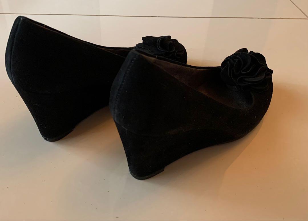 Aerosoles brand hotsell