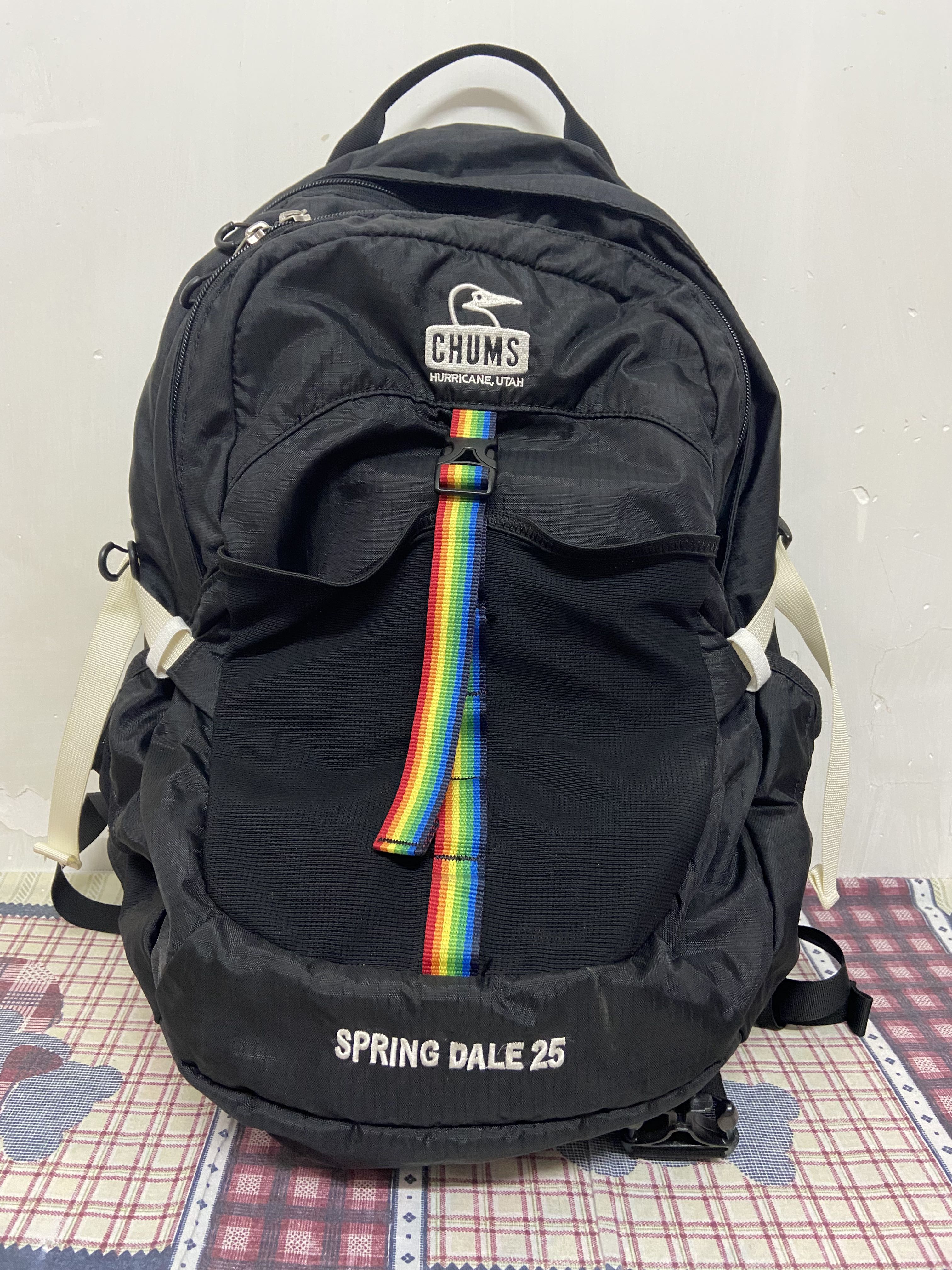 CHUMS SPRING DALE 25, 運動產品, 其他運動配件- Carousell