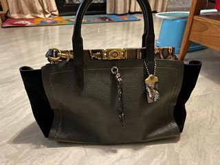 （分類：）位於 。 由 ryy_chan 提交（商品編號 1138694582，圖片 1）。簡介： 。