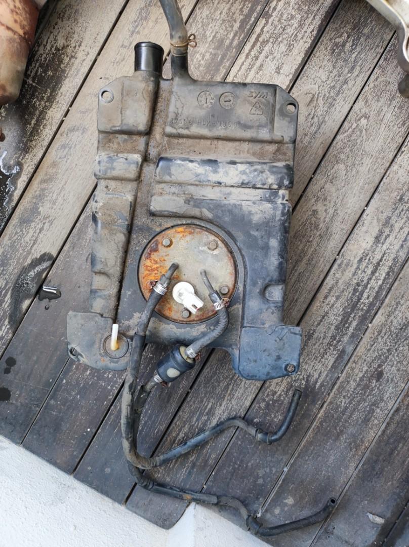 SYM Joyride Fuel Tank complete set with Fuel Pump, Motorcycles