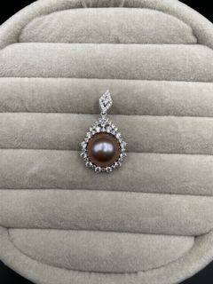 (Category: ) located in . Submitted by PearlBox (Listing ID 1138667919, Image 1). Description: .