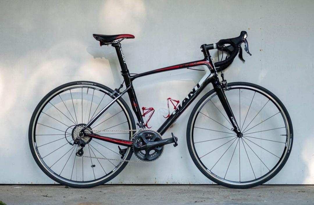 Giant Defy Advance Pro Carbon Road Bike Sports Equipment