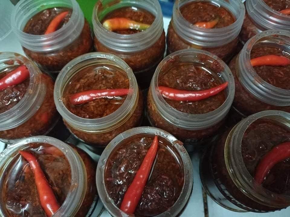 Indian Mango With Alamang, Food & Drinks, Fresh Produce on Carousell