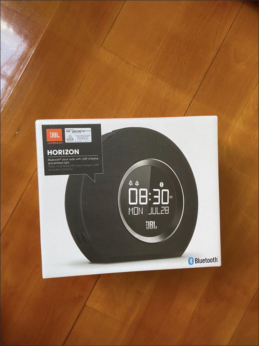 JBL Horizon Bluetooth clock radio w/ USB charging & ambient light, 音響器材