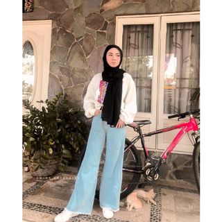 (Category: ) located in . Submitted by kupukupupreloved (Listing ID 1138708993, Image 1). Description: .