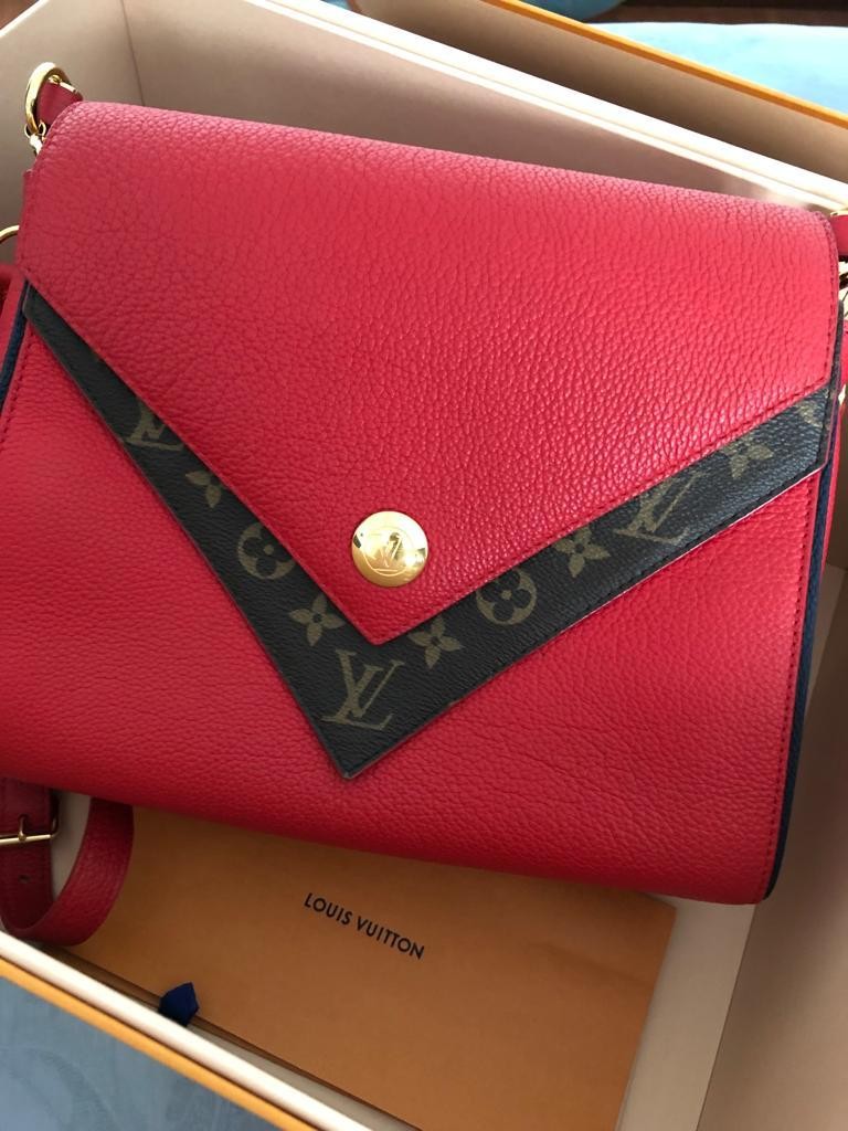 Lv double hotsell v bag