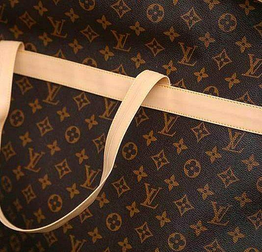 AUTHENTIC LV LOUIS VUITTON Florentine Pochette Waist Bag with Belt ,  Luxury, Bags & Wallets on Carousell
